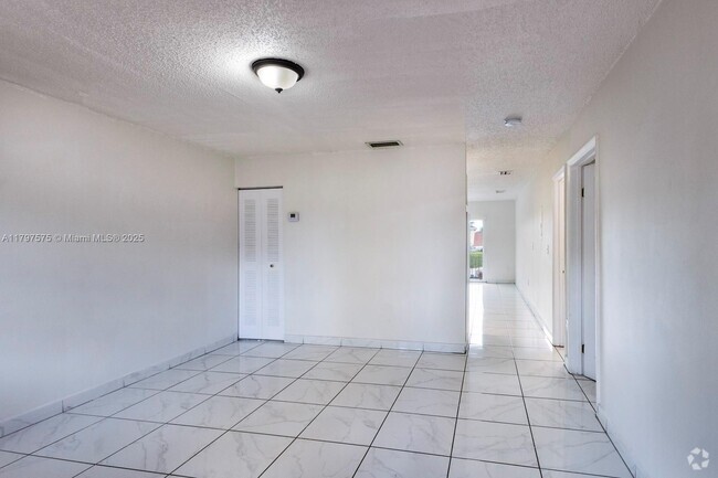 Building Photo - 11491 NW 2nd St Unit 108 Rental