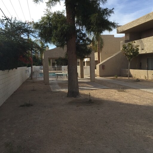 Candlewood Apartments