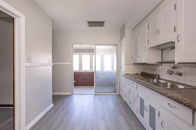 Photo - 4120 Trowbridge Ave Unidad 4120 Trowbridge Ave Up