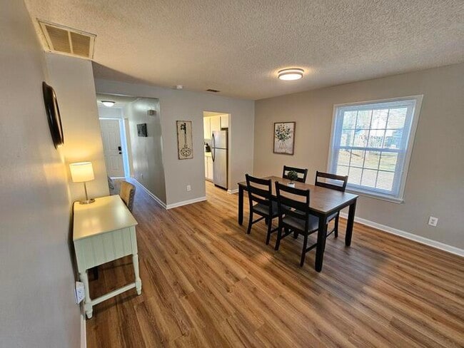 Photo - 29 Prices Ct