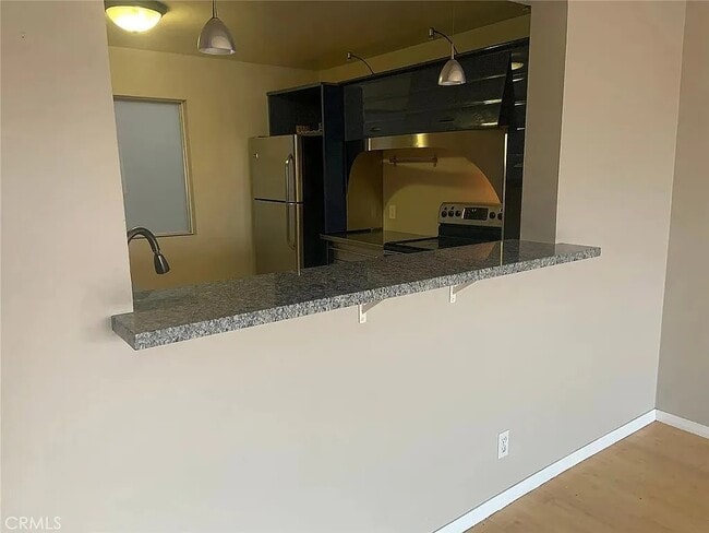 Building Photo - 185 Quincy Ave Unit 202
