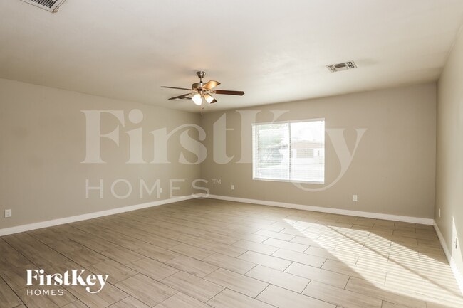 Photo - 4818 W Christy Dr