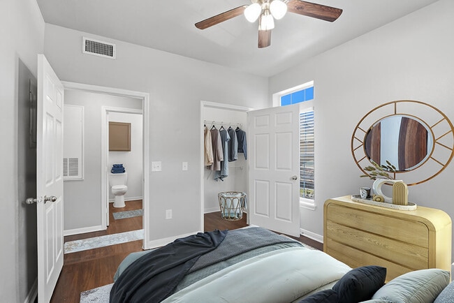 Almeda Park Apartments