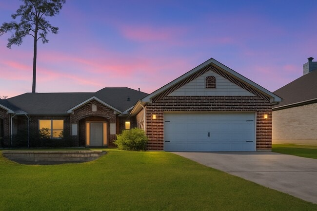 Building Photo - 157 April Waters Dr W