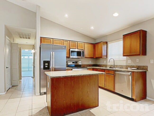 Photo - 39964 W Sanders Way