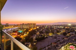 Photo - 13700 Marina Pointe Dr