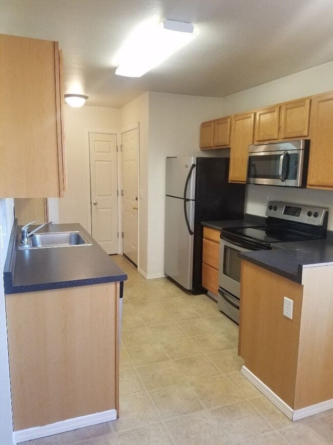 Photo - 3138 Pringle Rd SE