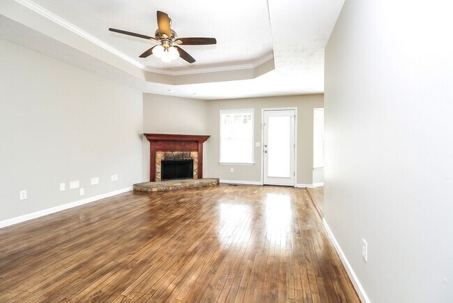 Photo - 610 Angel Way Ct