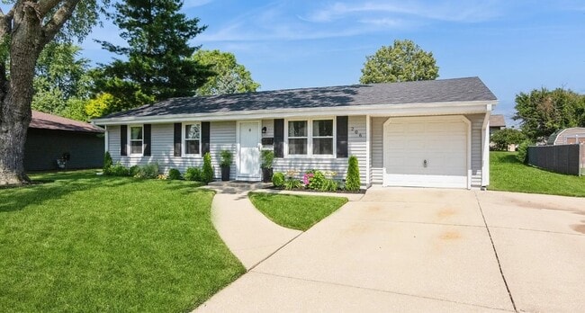 Building Photo - 206 W Hartford Dr Rental
