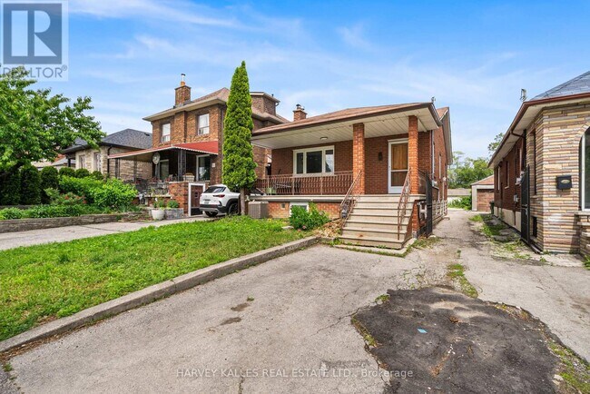 Photo - 49 Fairbank Ave