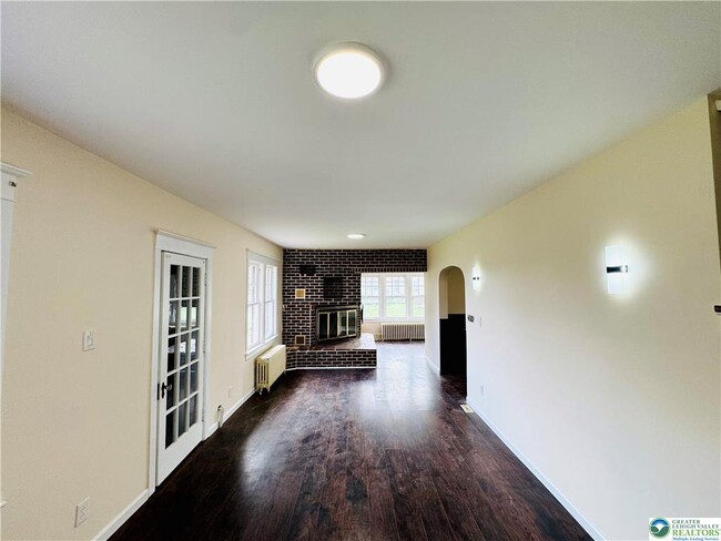 Photo - 2619 Broad St