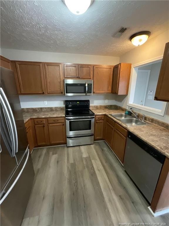 Photo - 301 Sanford Ct