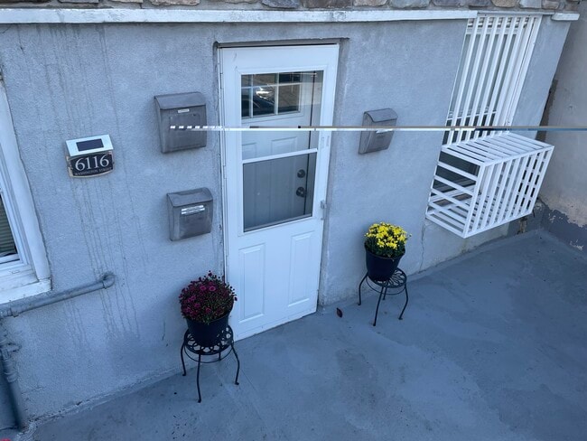 Photo - 6116 Washington St Unit 1 bedroom