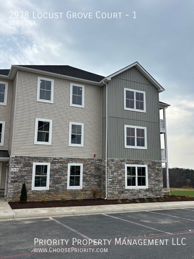 Building Photo - 2938 Locust Grv Ct Unit 1