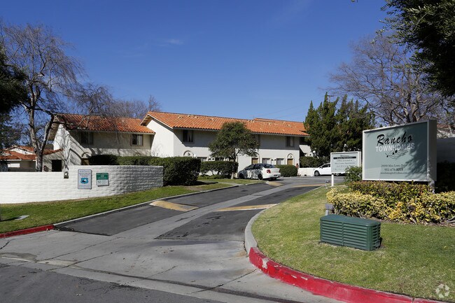 Rancho Apartments - Rancho Apartments