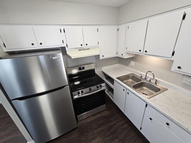 Photo - 126 Mossman Ave Unidad 126