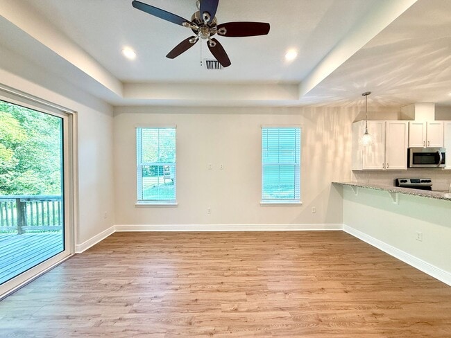 Photo - Gorgeous, Modern 2/2 Duplex in Orange City!