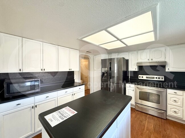 Photo - 1220 W Sea Crest Dr