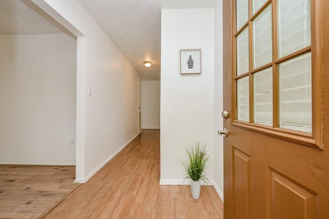 Photo - 3315 Honey Creek Dr