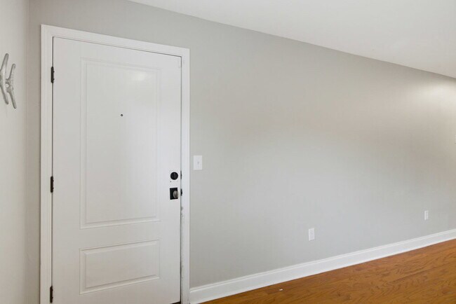 Photo - 1240 Fairmont Ave Unit 10