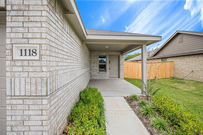 Photo - 1118 Millers Pass Dr