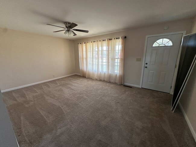 Photo - 1110 W Main St