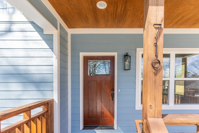 Photo - 719 Donaldson Rd