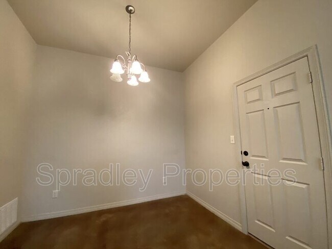 Photo - 120A Andy Ln