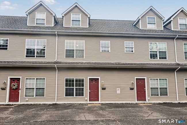 Photo - 169 S Main St Unit D
