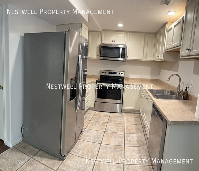 Photo - 2335 N 380 W St