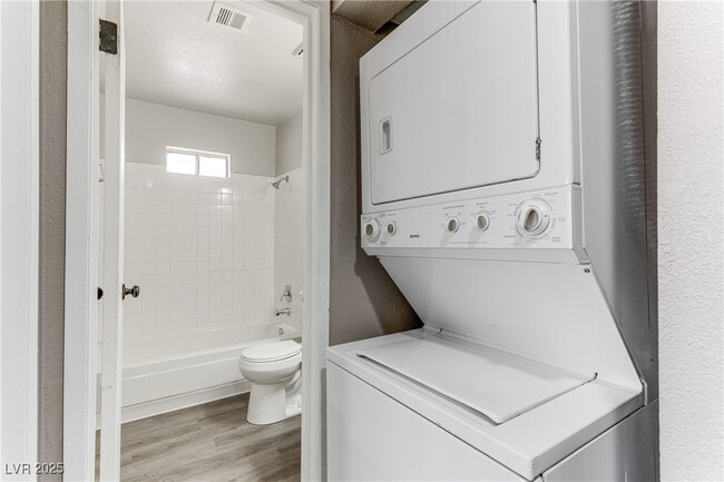 Photo - 444 N 13th St