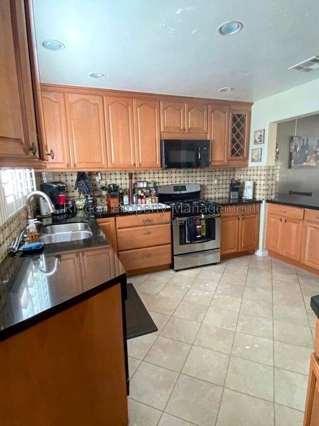 Photo - 2303 Otter Creek Ln