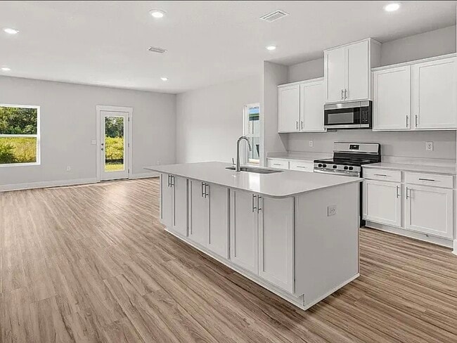 Photo - 5583 Clarity St