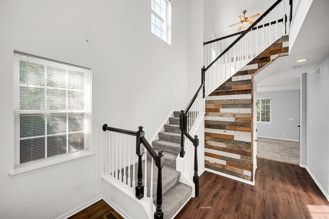 Photo - 1252 Townes Cir