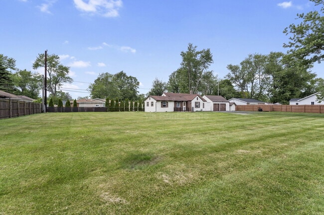 Photo - 24440 Sylvan Ave