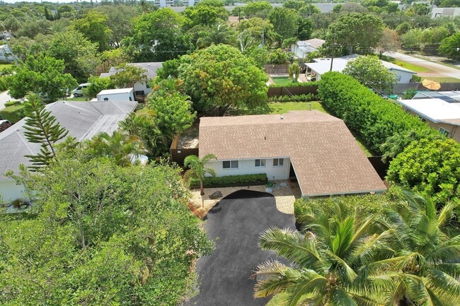 Photo - 4755 NE 5th Ave House