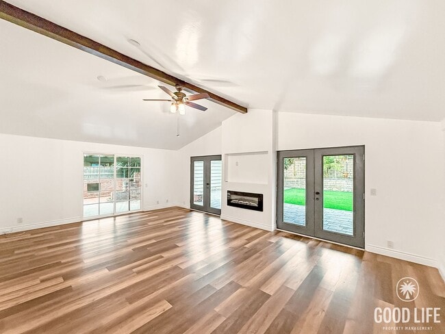 Photo - Updated 4B 2BA Home in Paradise Hills w/ S...