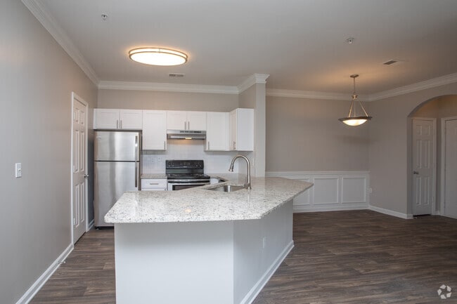 2BR, 2BA - 1213SF