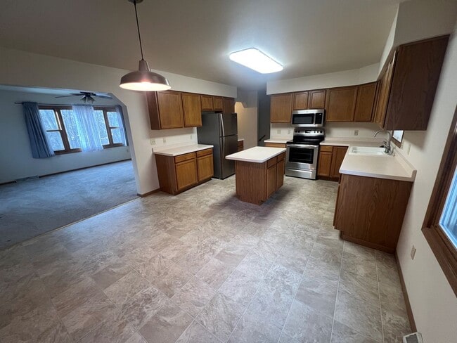 Photo - 404 Racine St Unit 404 Racine St.  D