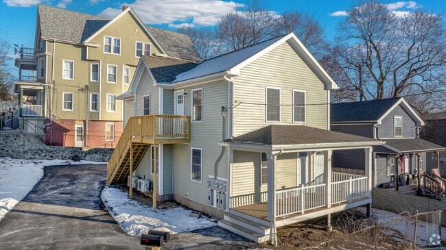 Building Photo - 80 Orange St Rental
