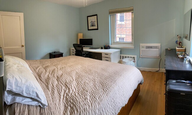 Photo - 32 Saint Paul St Unit 4