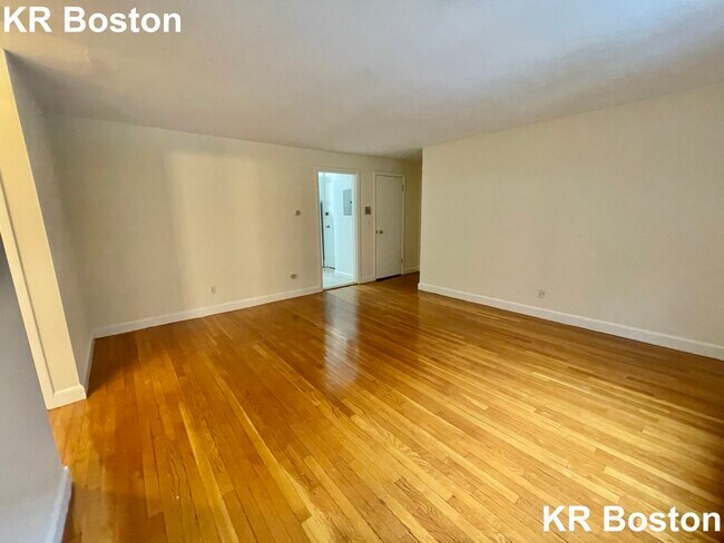 Photo - 44 Harvard Ave Unit 2