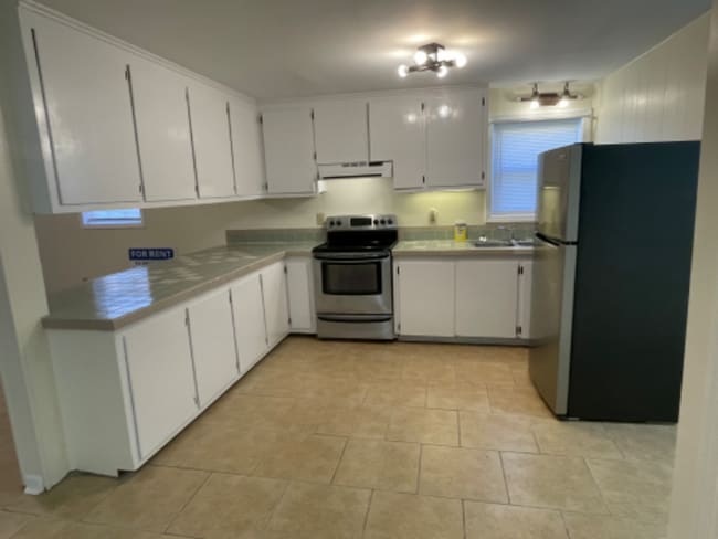 Building Photo - 696 Cherry Mountain St Rental