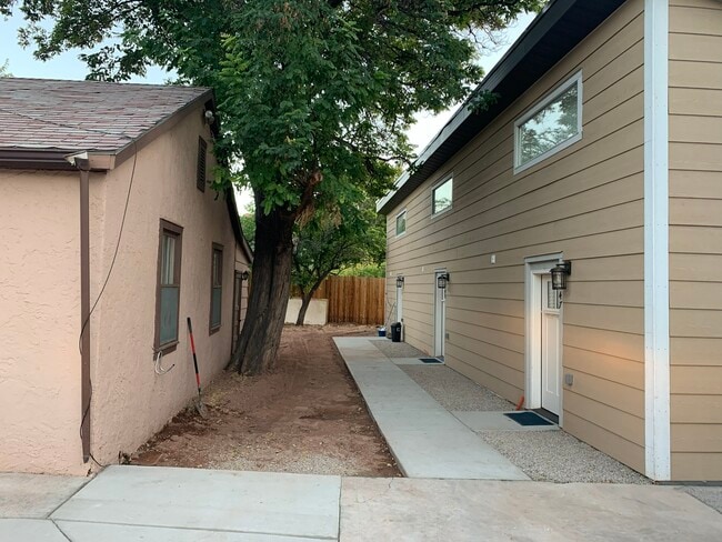 Photo - 49 Robertson Lane