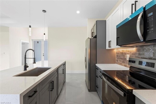 Photo - 4221 18th St SW