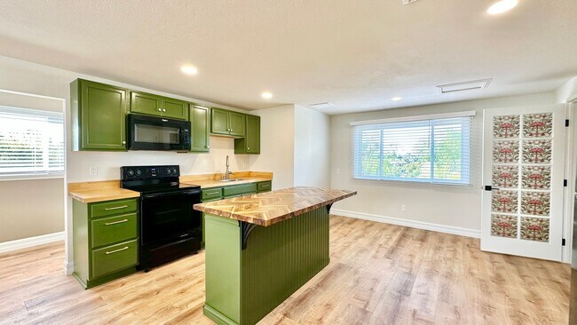 Photo - Beautiful Updated Studio Layout Guest Home Unit located on Private Country Property in Fallbrook!