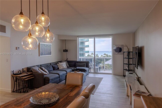 10275 Collins Ave Unit 634