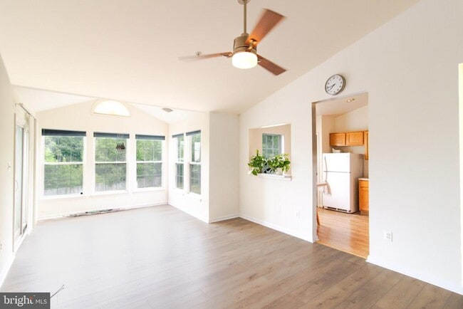 Photo - 7505 Calderon Ct Unit 213