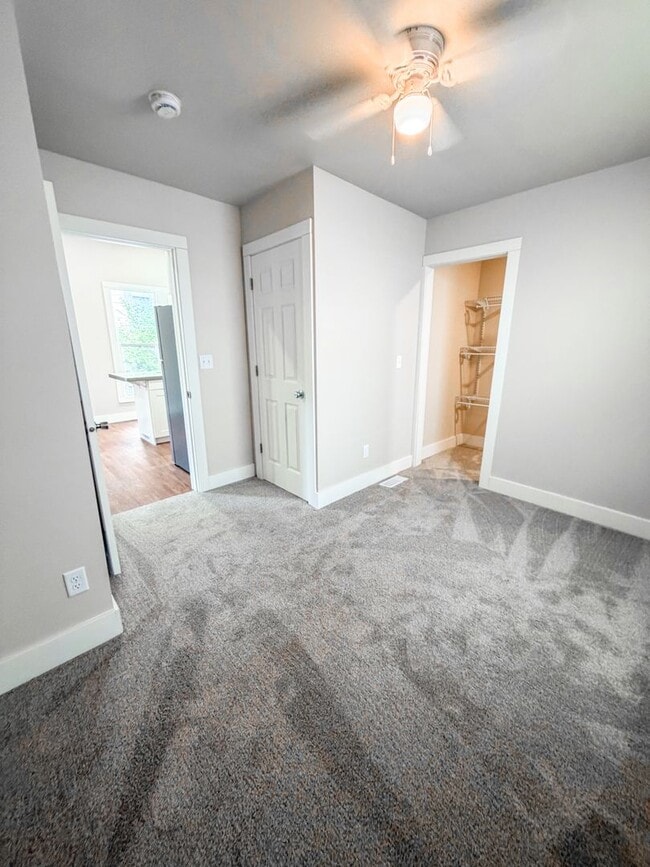 Photo - 125 9th St S