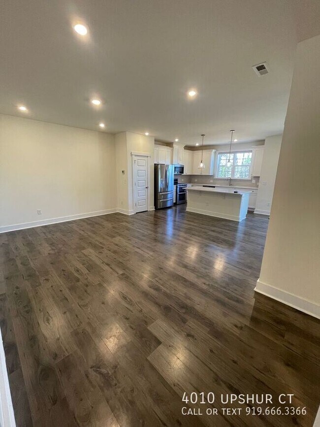 Photo - 4010 Upshur Ct